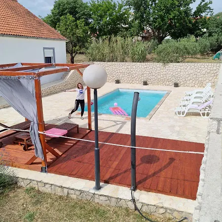 House Da & Do Holiday home Pakostane