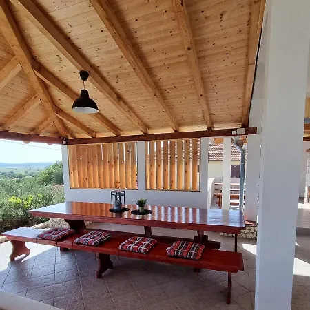 Feriehus House Da & Do Pakoštane