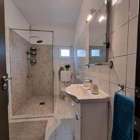 House Da & Do